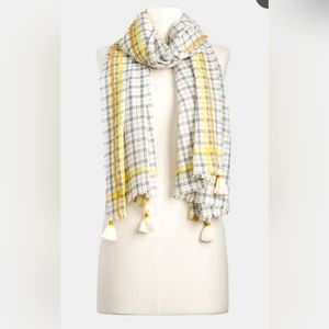 Ladies Large NWT GAP Scarf/Wrap 78X36 95%Cotton  Corner Tassles
